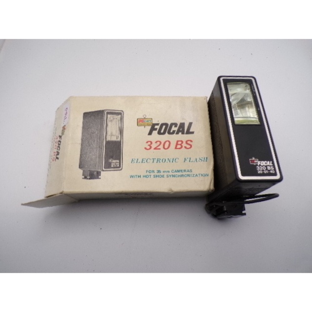 Focal 320 BS Electronic Flash for 35mm Cameras‎ with Hot Shoe Synchronization